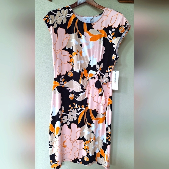 NWT Liz Claiborne Black Peach Floral Cap Sleeve Knee Length Dress Womens Size M - Picture 1 of 7